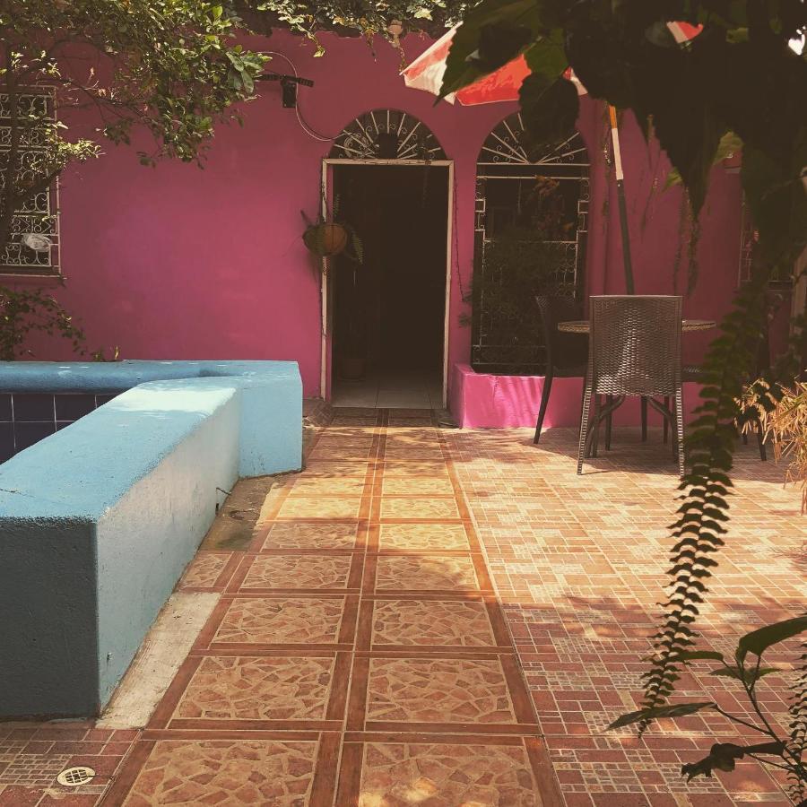 Funky Monkey Hotel Guayaquil Buitenkant foto